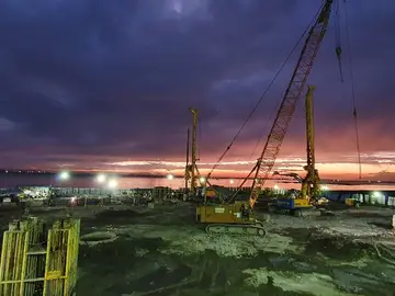 Foundation work for the Seaview City building comlex in Manila by Bauer Spezialtiefbau